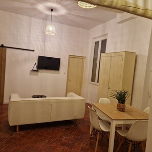 Interior - Apartment in Malaucène town center (Malaucène)