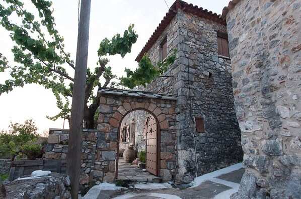 House | 2 bedrooms, Internet - Authenticity of Living in Mani for Nature Lovers (West Mani)