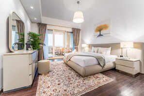 3 bedrooms, in-room safe, iron/ironing board, free WiFi - Glance at the Royal Atlantis Right by Dubai’s Top Spots 2BR,MarinaApartments 3 (Dubai)