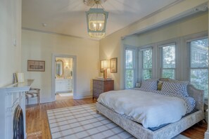 6 Schlafzimmer, Bügeleisen/Bügelbrett, kostenloses WLAN, Bettwäsche