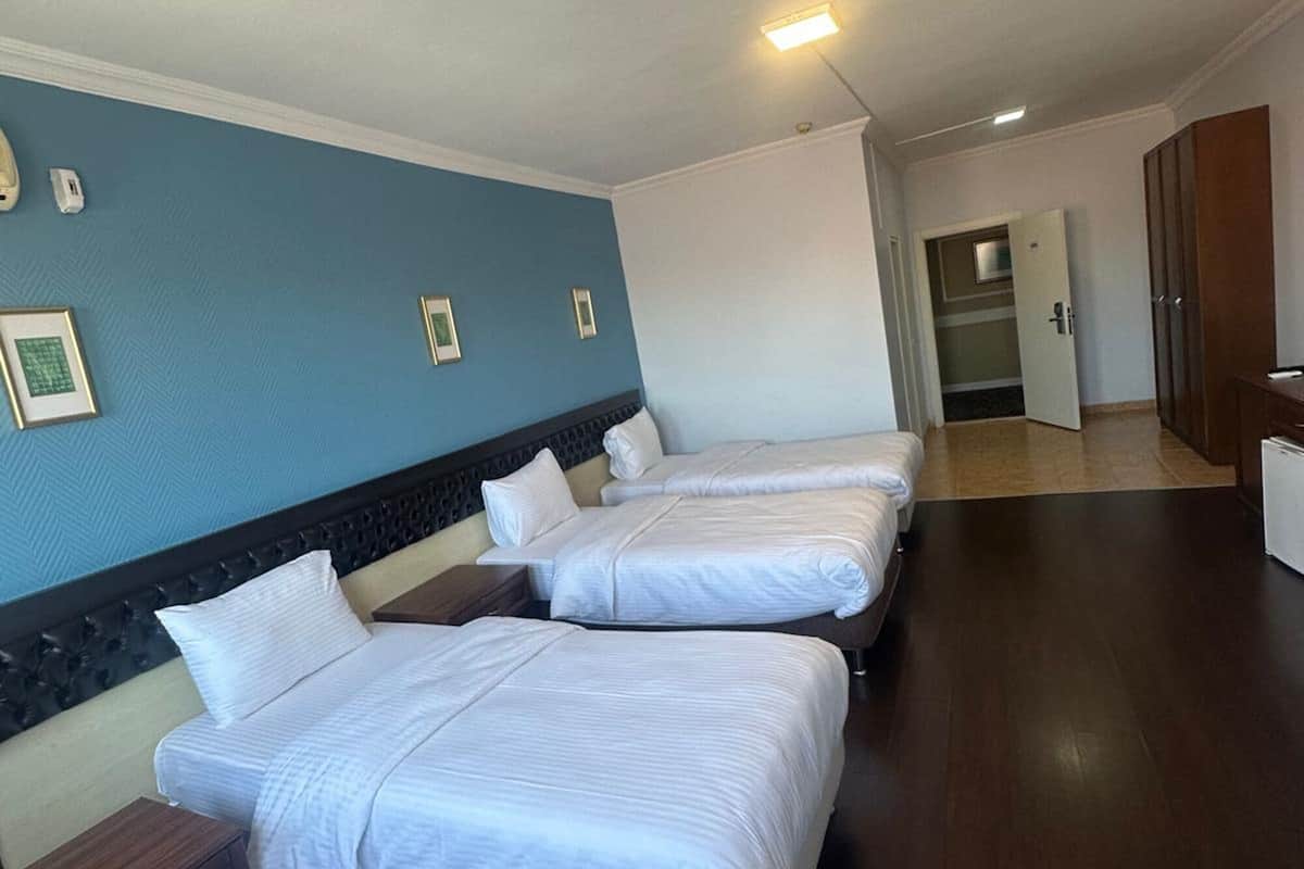 1 bedroom, Egyptian cotton sheets, premium bedding, minibar