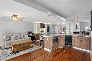 Interior - Stunning 3 Bedroom Single Family Home in Ocean City! (Ocean City)