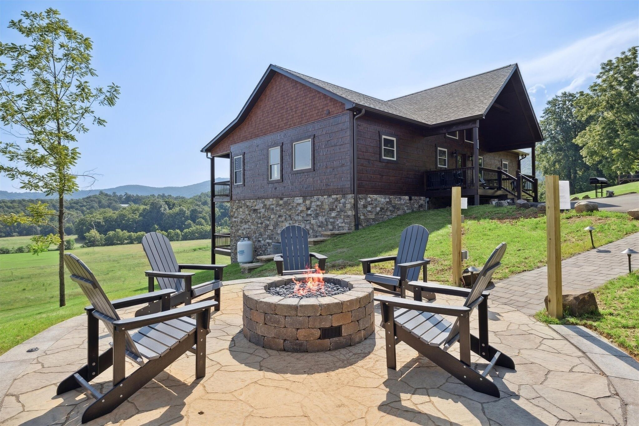 Cabin, 4 Bedrooms | Terrace/patio