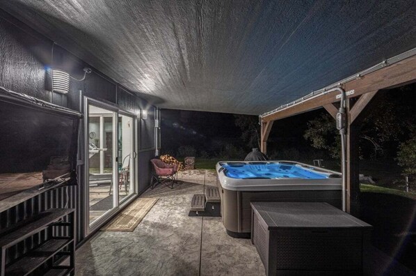 House, 2 Bedrooms | Terrace/patio