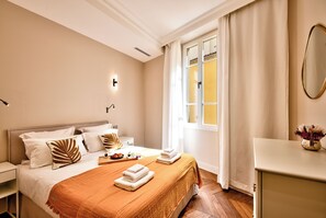 Apartamento, 1 cama Queen e sofá-cama, vista para a cidade | 1 quarto, cofres nos quartos, cortinas blackout, quartos à prova de som