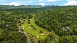 Golf - The Hillside Hideaway, a stunning retreat located in the heart of Bryce Resort (Basye)