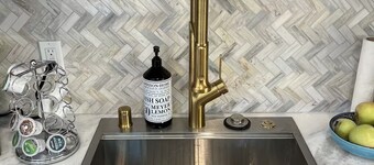 Luxurious cottage in Historic Old Town Folsom with WiFi, AC