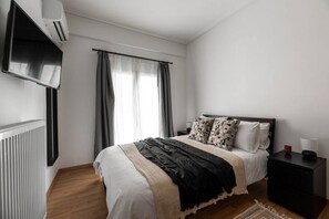 1 Schlafzimmer, Schreibtisch, Bügeleisen/Bügelbrett, kostenloses WLAN