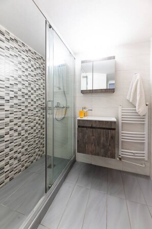 Haartrockner, Handtücher