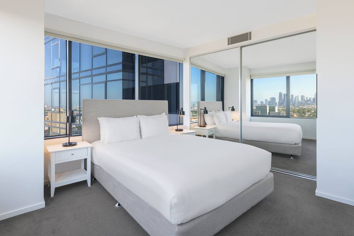 In-room safe, iron/ironing board, free WiFi, bed sheets