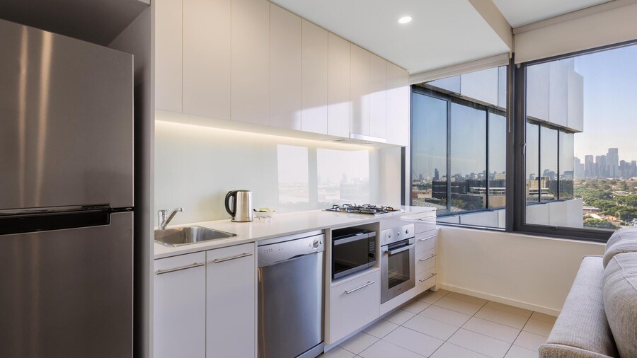 Oaks Melbourne Flemington Suites