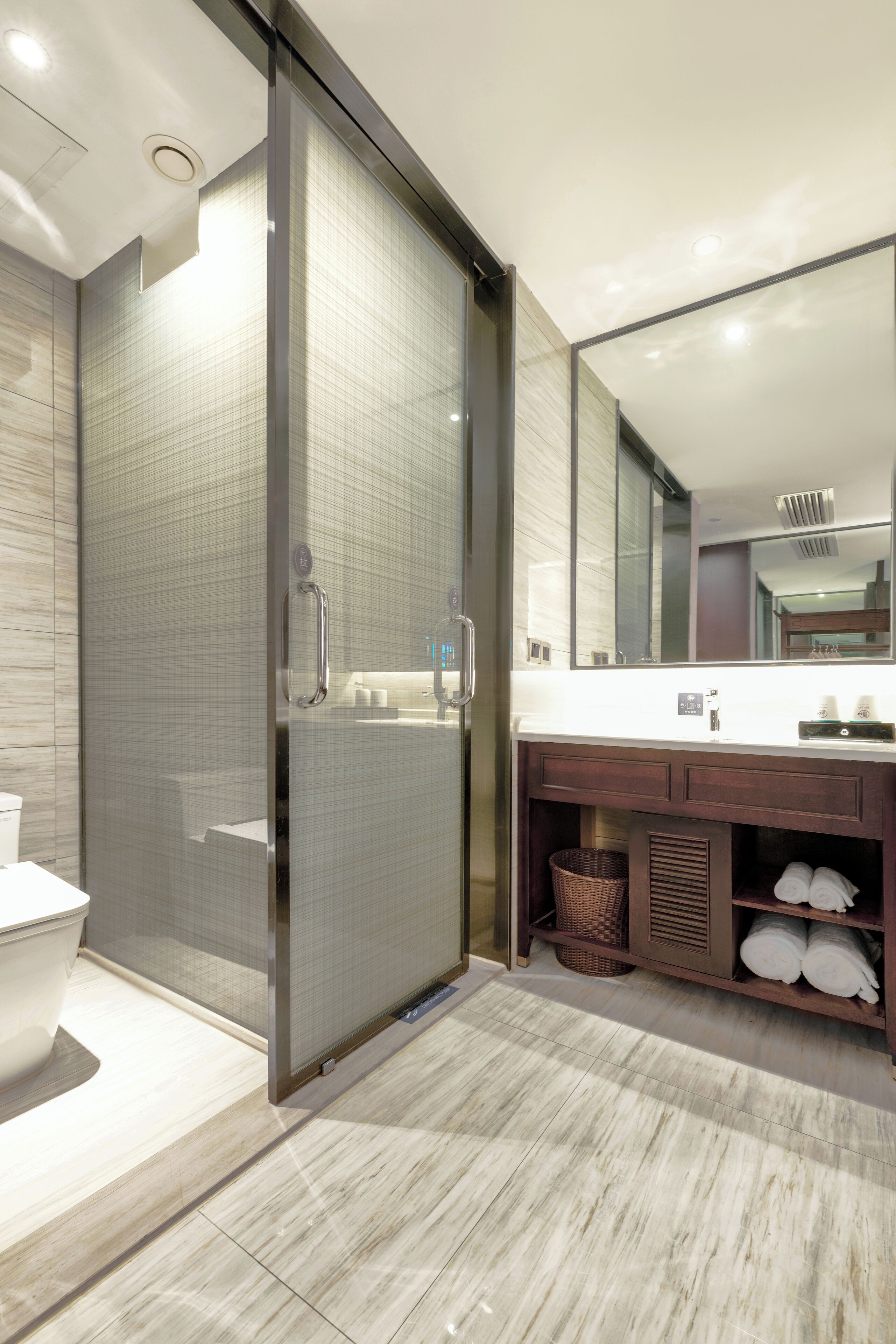 Shower, free toiletries, hair dryer, slippers