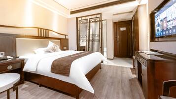 Premier Single Room, River View | Blackout drapes, soundproofing, iron/ironing board, free WiFi