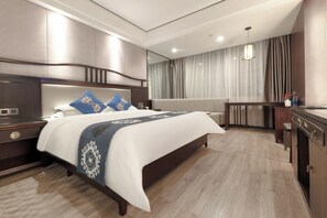 Standard Single Room, River View | Blackout drapes, soundproofing, iron/ironing board, free WiFi