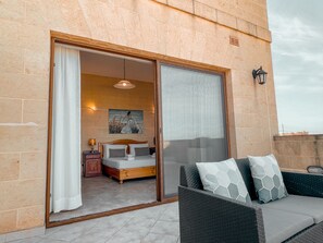 Terrace/patio - Villa Fieldend - Holiday Home (Gharb)