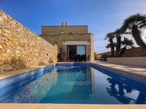 Pool - Villa Fieldend - Holiday Home (Gharb)