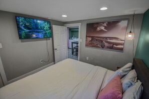 3 bedrooms, iron/ironing board, travel crib, WiFi