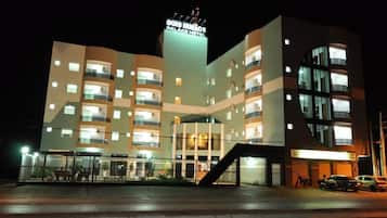 Front of property - evening/night