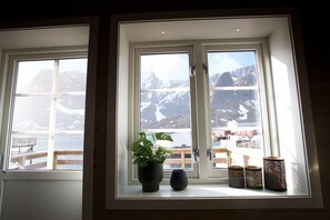 Deluxe Cabin no.10, 3 Bedrooms, Mountain View | Wi-fi (inkludert)