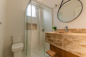 Basic Apartment | Bathroom - Sunset (Bombinhas)