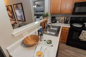 Microwave, oven, stovetop, dishwasher