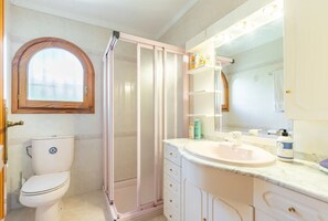 シャワー、タオル