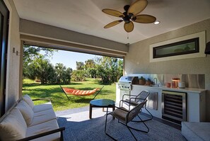 Terrace/patio - Modern villa near the beach with lanai, outdoor kitchen and fully equipped! (Rotonda West)