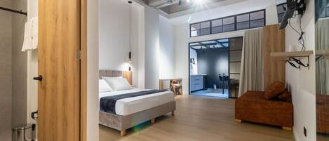 1 habitación, escritorio, tabla de planchar con plancha y wifi gratis