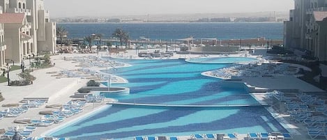 3 outdoor pools