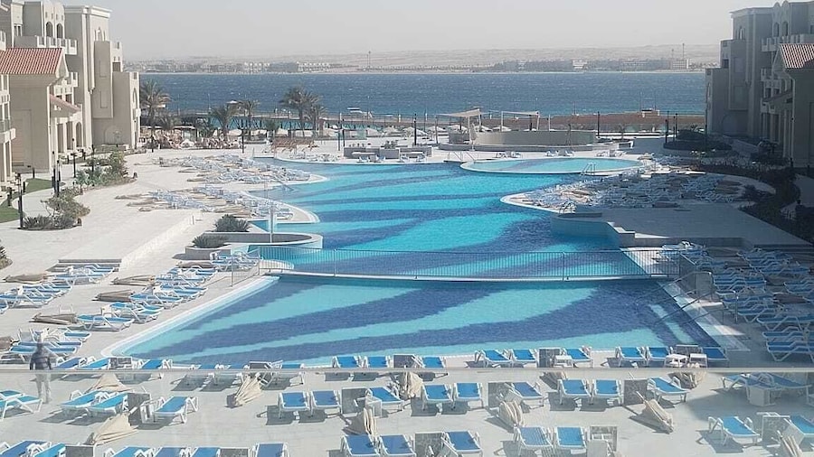 Serenity Sky Arc Resort - Sahl Hasheesh