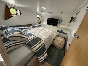 1 Schlafzimmer, Bügeleisen/Bügelbrett, Bettwäsche