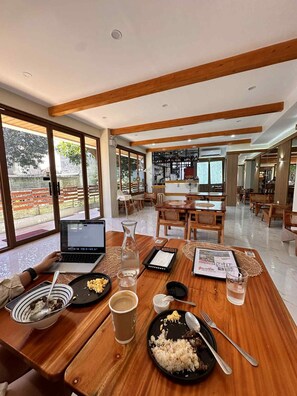 Dining - The River House @Govantes Guesthouse - Vigan Loft Units (Vigan)