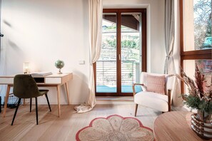 Apartment, Lake View | 2 bedrooms, premium bedding, down comforters, iron/ironing board - Bella Vita (Menaggio)