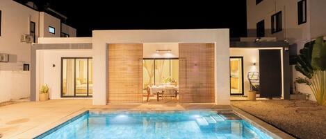 Alberca al aire libre