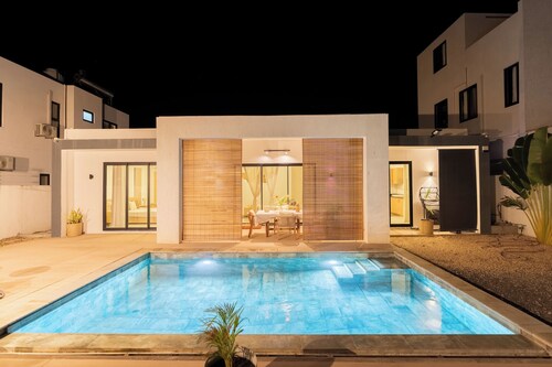 New, modern and cozy 3-bedrooms villa located in Grand Baie,