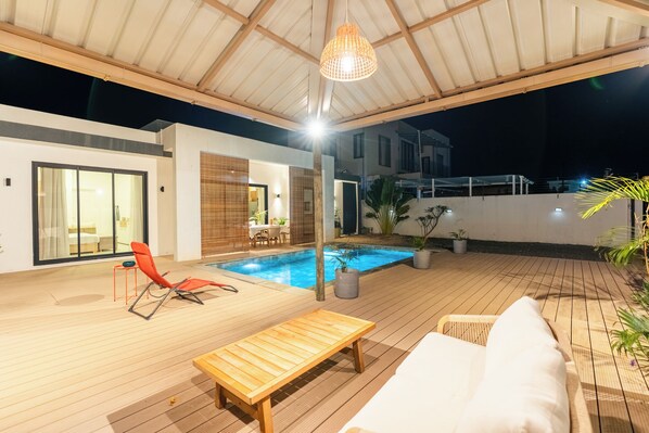 Terrace/patio - New, modern and cozy 3-bedrooms villa located in Grand Baie, (Grand Baie)