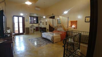 1 camera, ferro/asse da stiro, Wi-Fi, lenzuola