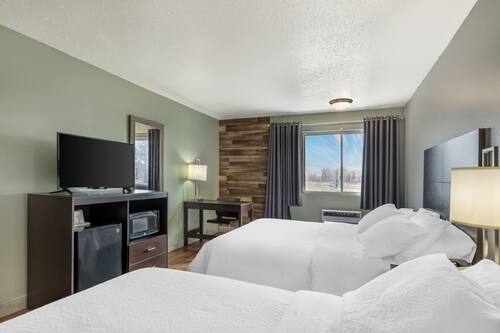Standard Double Room | Premium bedding, iron/ironing board, free WiFi, bed sheets