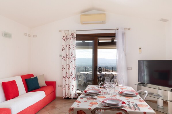 Apartment - Casa Della Vigna 3 by Wonderful Italy (Laerru)