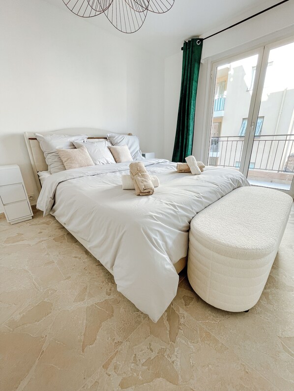 2 chambres, fer et planche à repasser, Wi-Fi, literie fournie