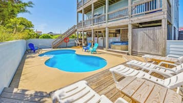 Piscine extérieure, piscine chauffée