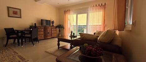 تلفزيون ذكي