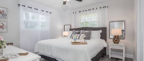 3 bedrooms, iron/ironing board, WiFi, bed sheets