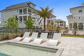 A heated pool - Estate Home: 4th of July week now available as a Friday or Saturday check in! (Mexico Beach)