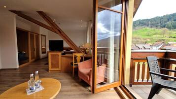 Deluxe Zimmer | Schreibtisch, kostenloses WLAN, Bettwäsche