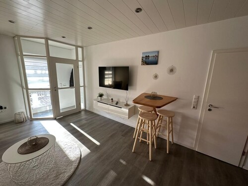 Gemütliche Ferienwohnung
Mit Überdachung 5 Minuten von der Hafen  entfernt