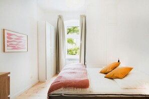 1 chambre, bureau, Wi-Fi, draps fournis