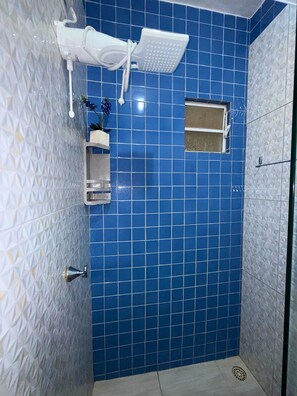 Villa | Baño | Regadera y toallas