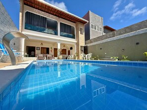 Vila | Piscina | Piscina externa