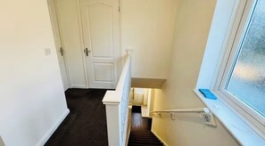 Interior - Best place in luton (Luton)